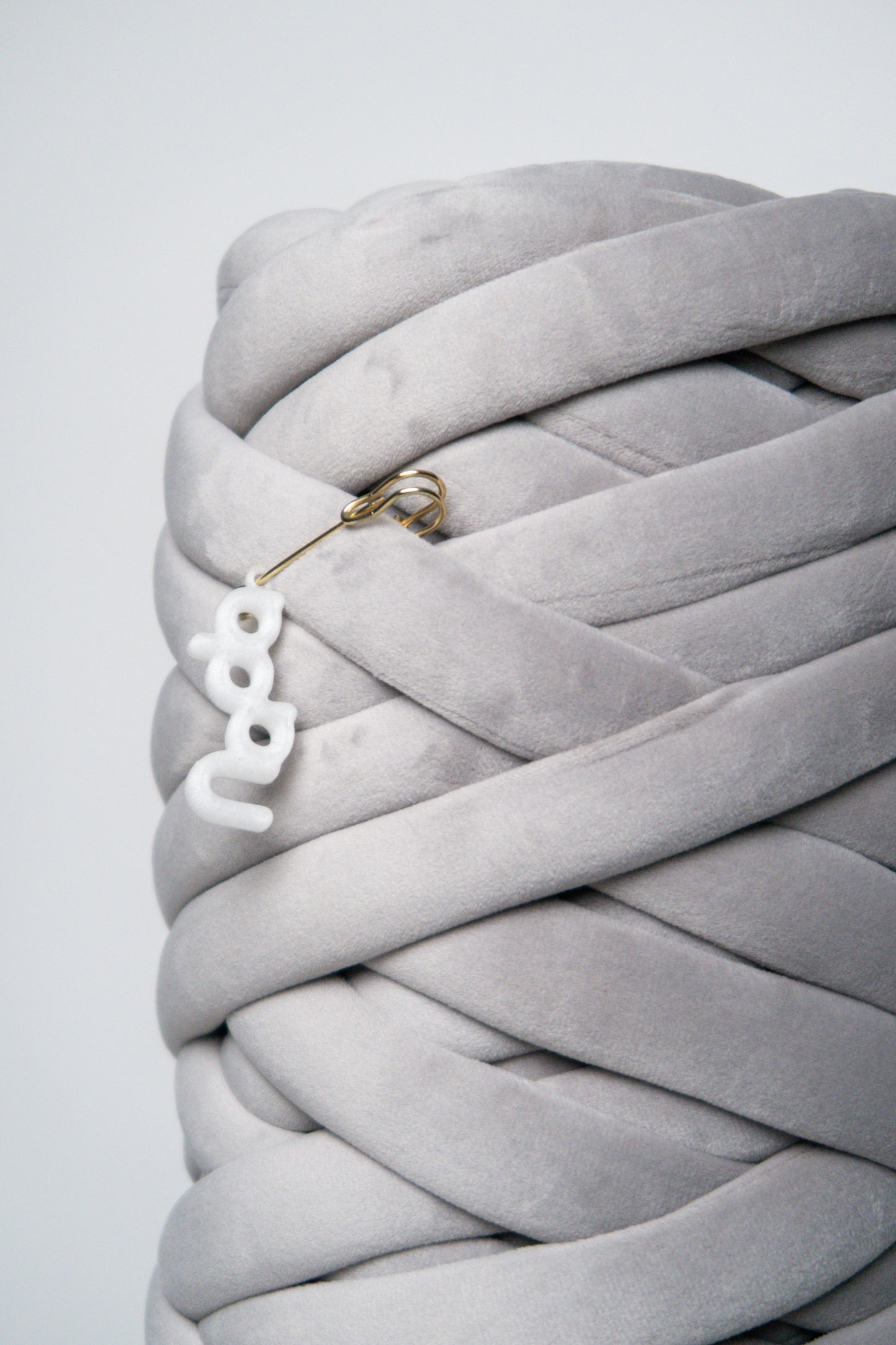 Chunky Yarn GRAY VELVET by Nada