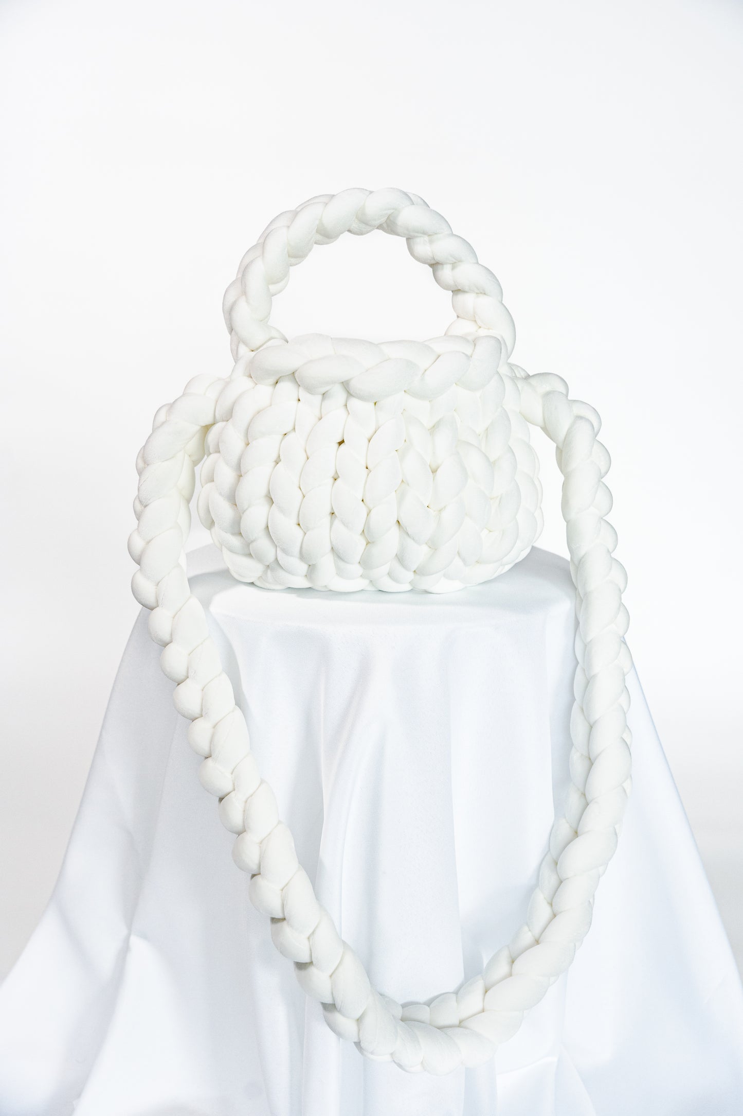 crossbody WHITE velvet