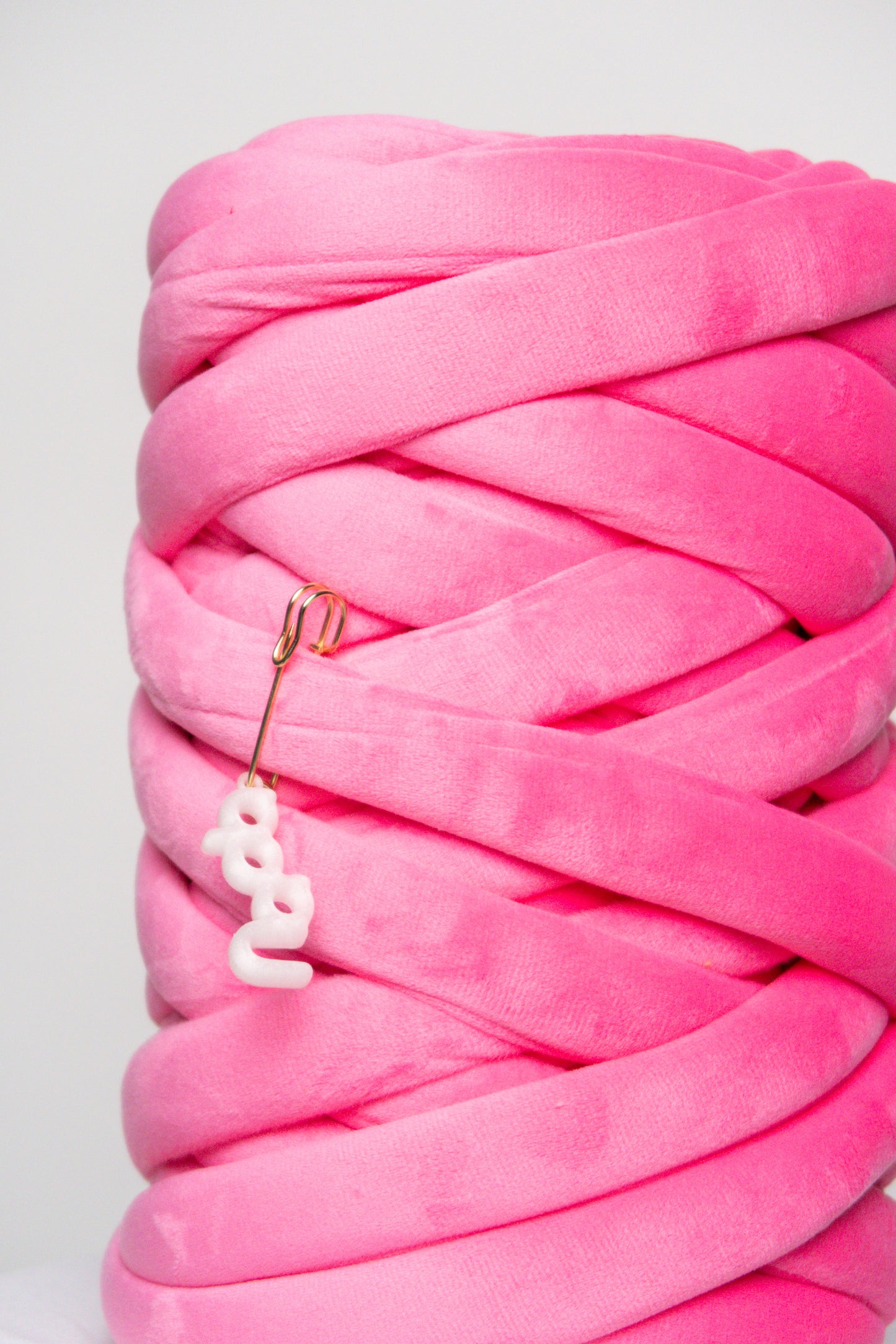 Chunky Yarn NEONIK VELVET by Nada
