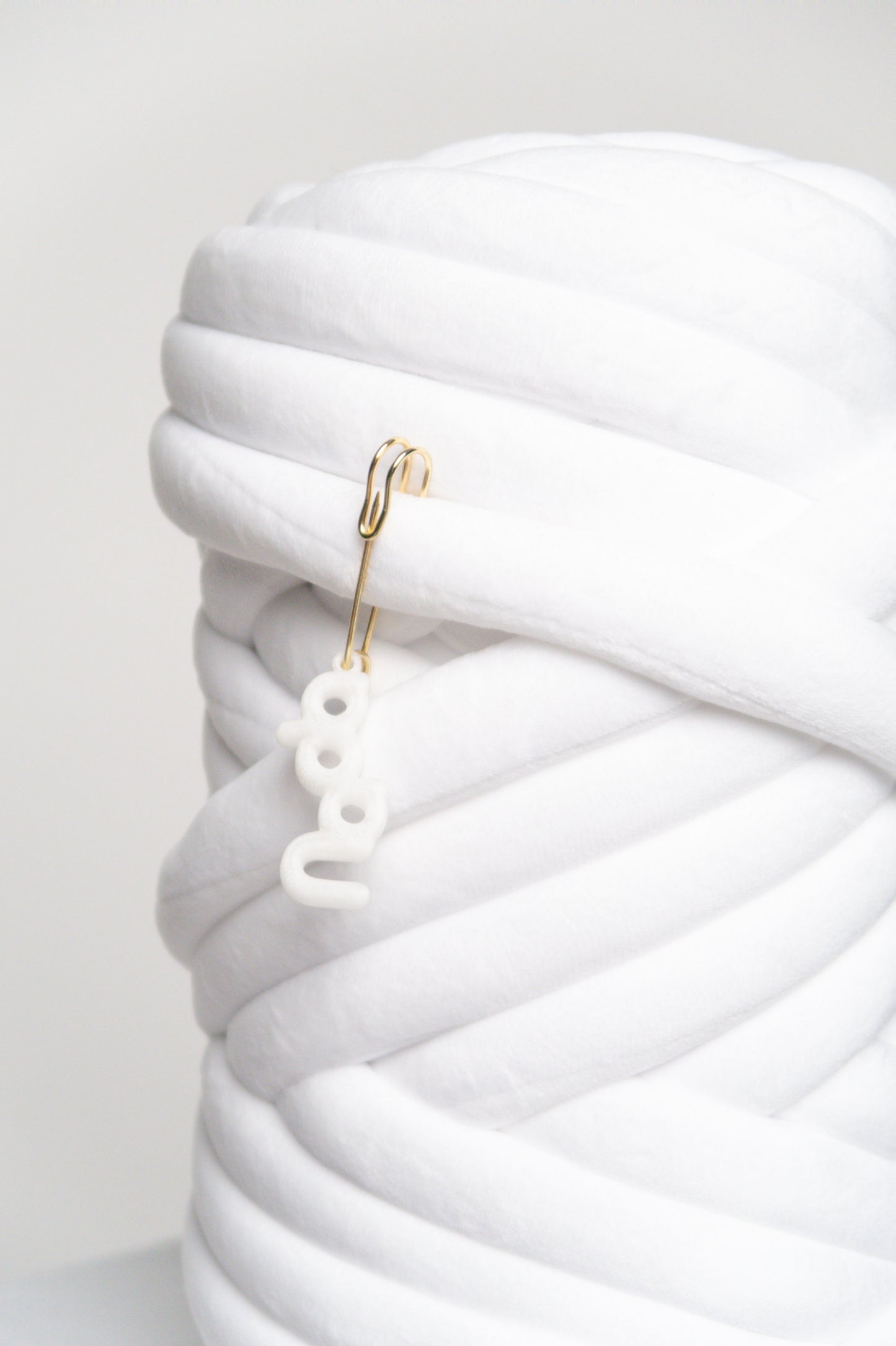 Chunky Yarn WHITE VELVET by Nada