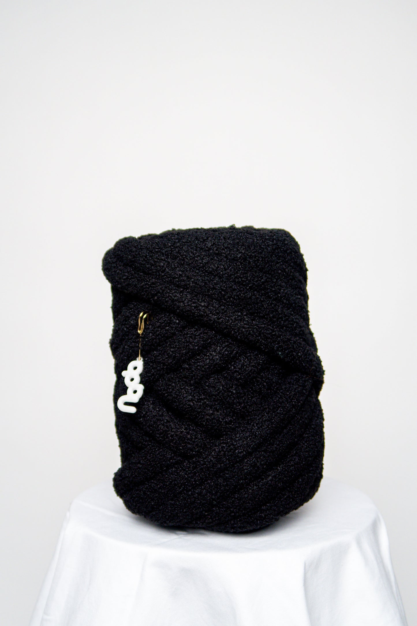Chunky Yarn BLACK TEDDY by Nada