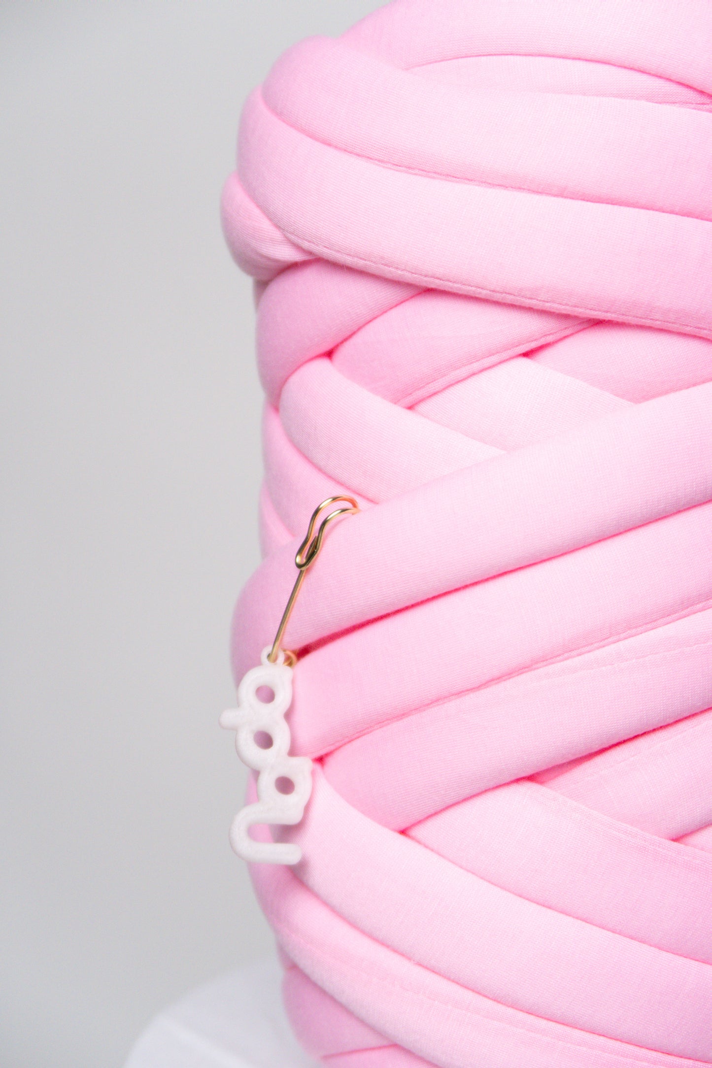Chunky Yarn PINKY SOFT by Nada