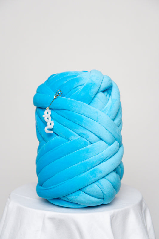 Chunky Yarn NEONLU VELVET by Nada