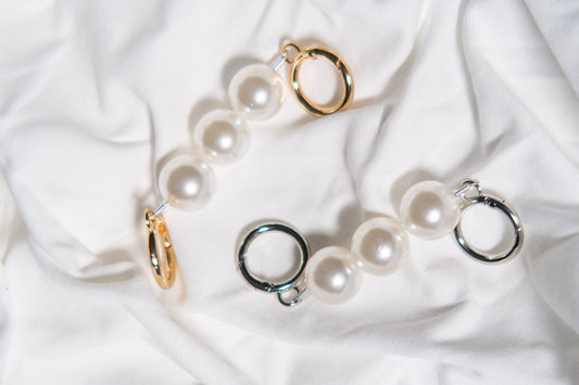 Big Pearls Charm